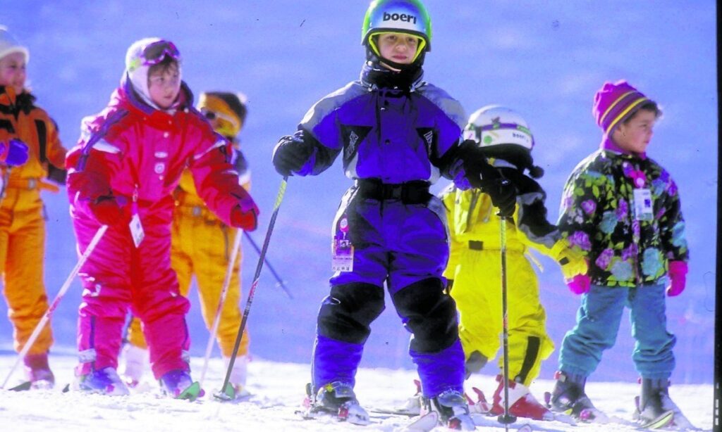 NARTY CO WEEKEND ZE SZKÓŁKĄ SKUZASPORT NARTY CO WEEKEND ZE SZKÓŁKĄ SKUZASPORT